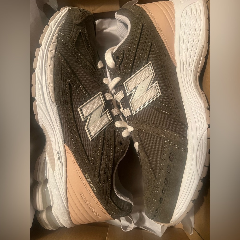 New Balance 1906F